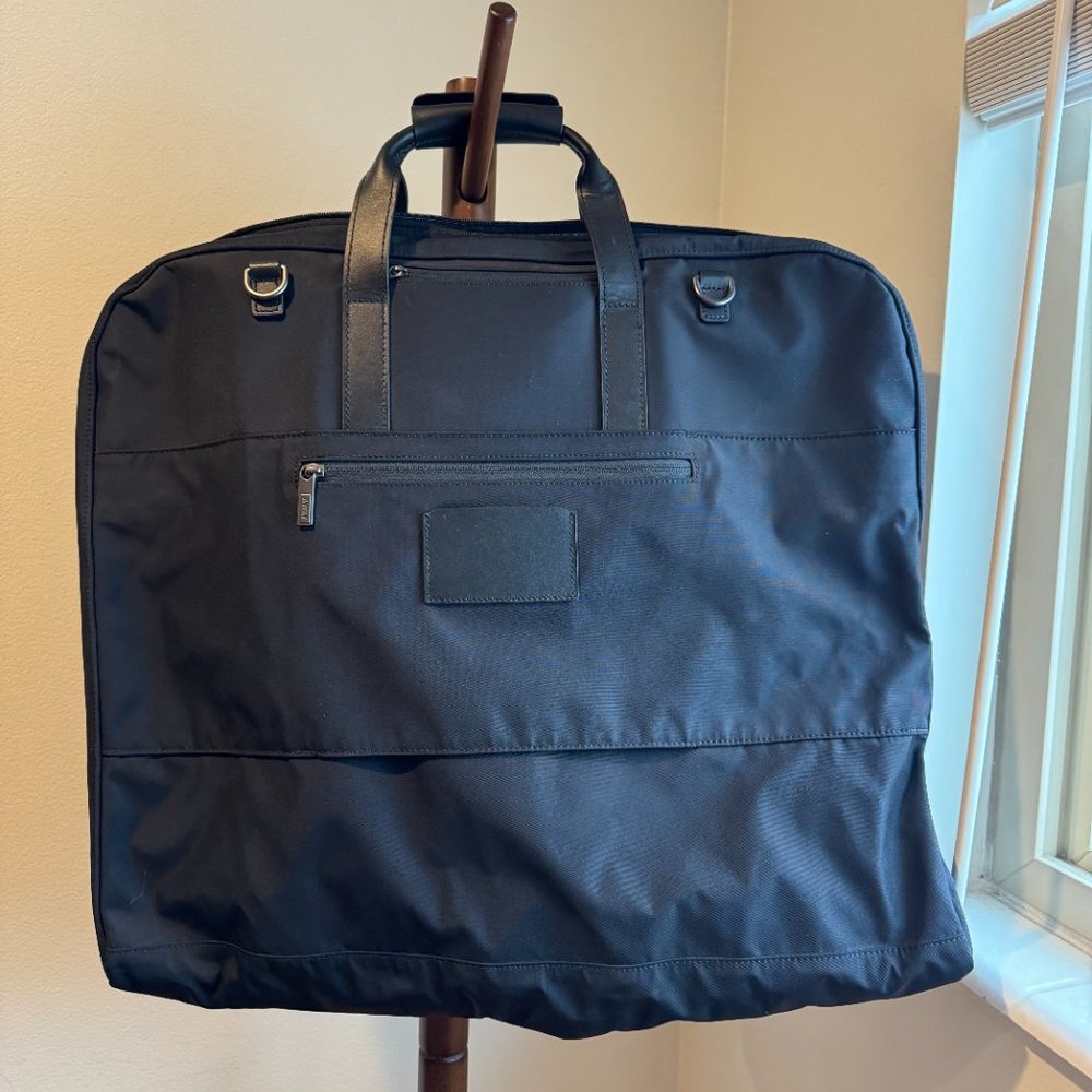 Away The Garment Bag - Black - New Without Tag